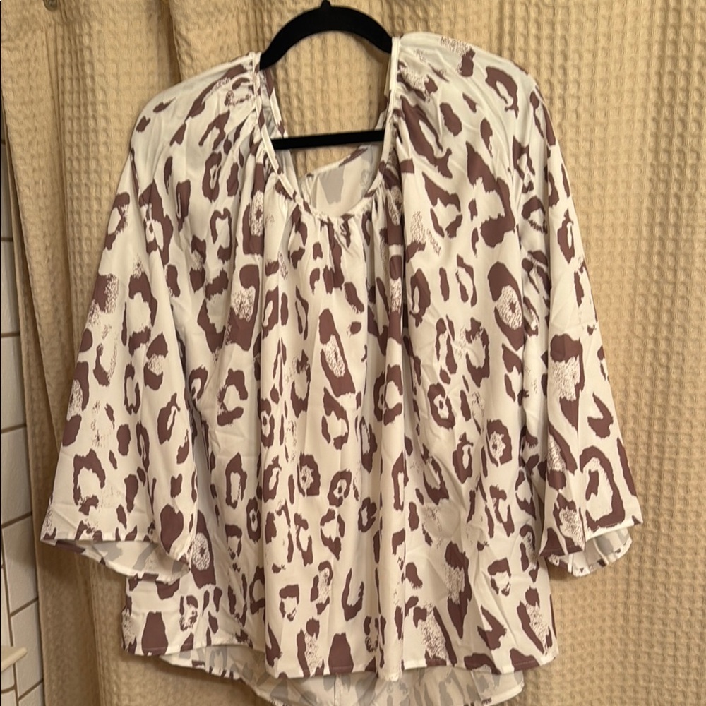 Cream Relaxed Boxy Blouse